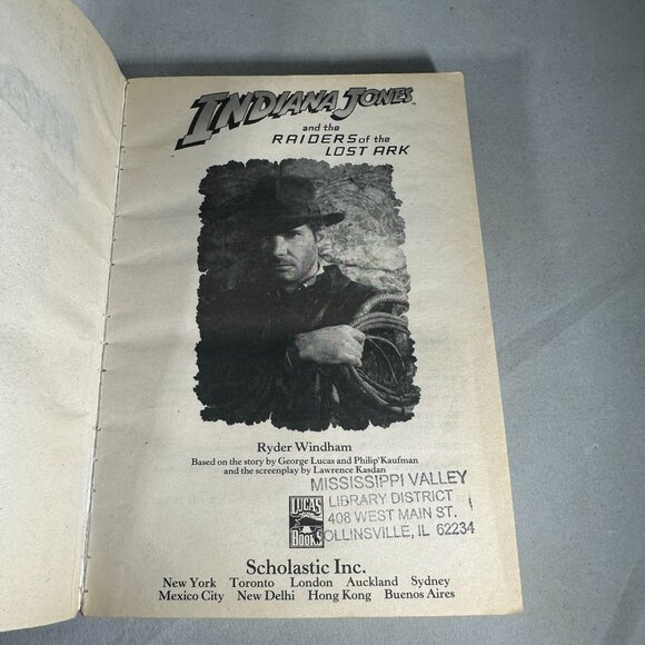 Indiana Jones & The Raiders Of The Lost Ark Book Ryder Windham Scholastic 2008 - Picture 5 of 6